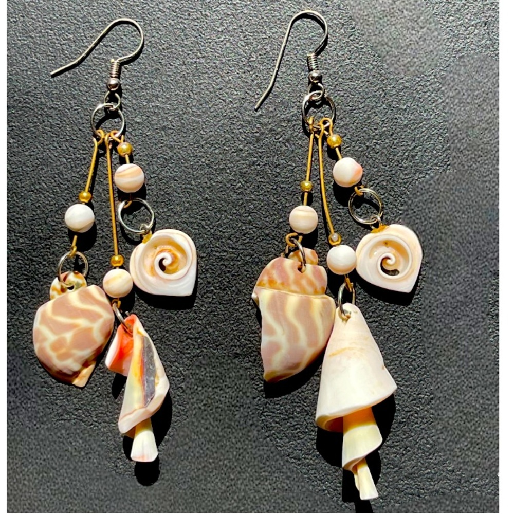TRIPLE SHELL DANGLE PIERCED EARRINGS•Hand-carved welk, snail & conch shells•Rare